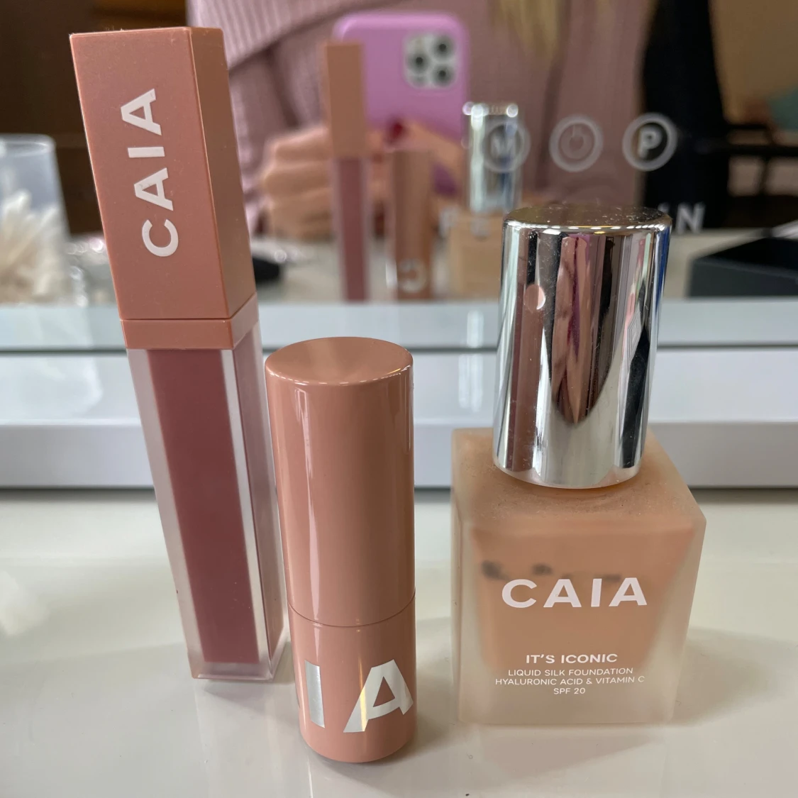 CAIA läppstift & liquid lipstick