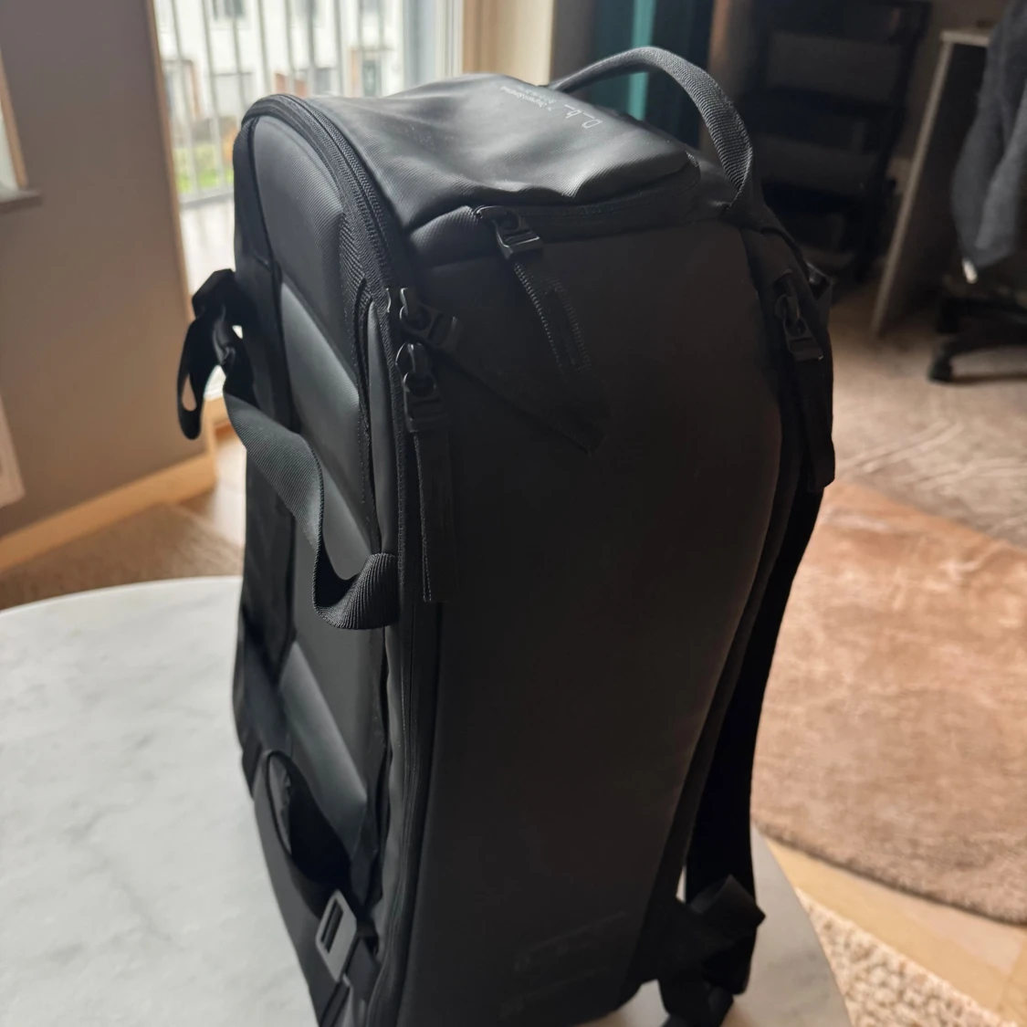 Svart ryggsäck från DB Journey - 3