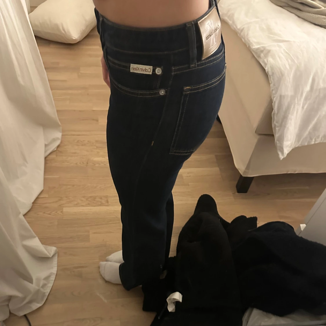 Mörkblå jeans - 1