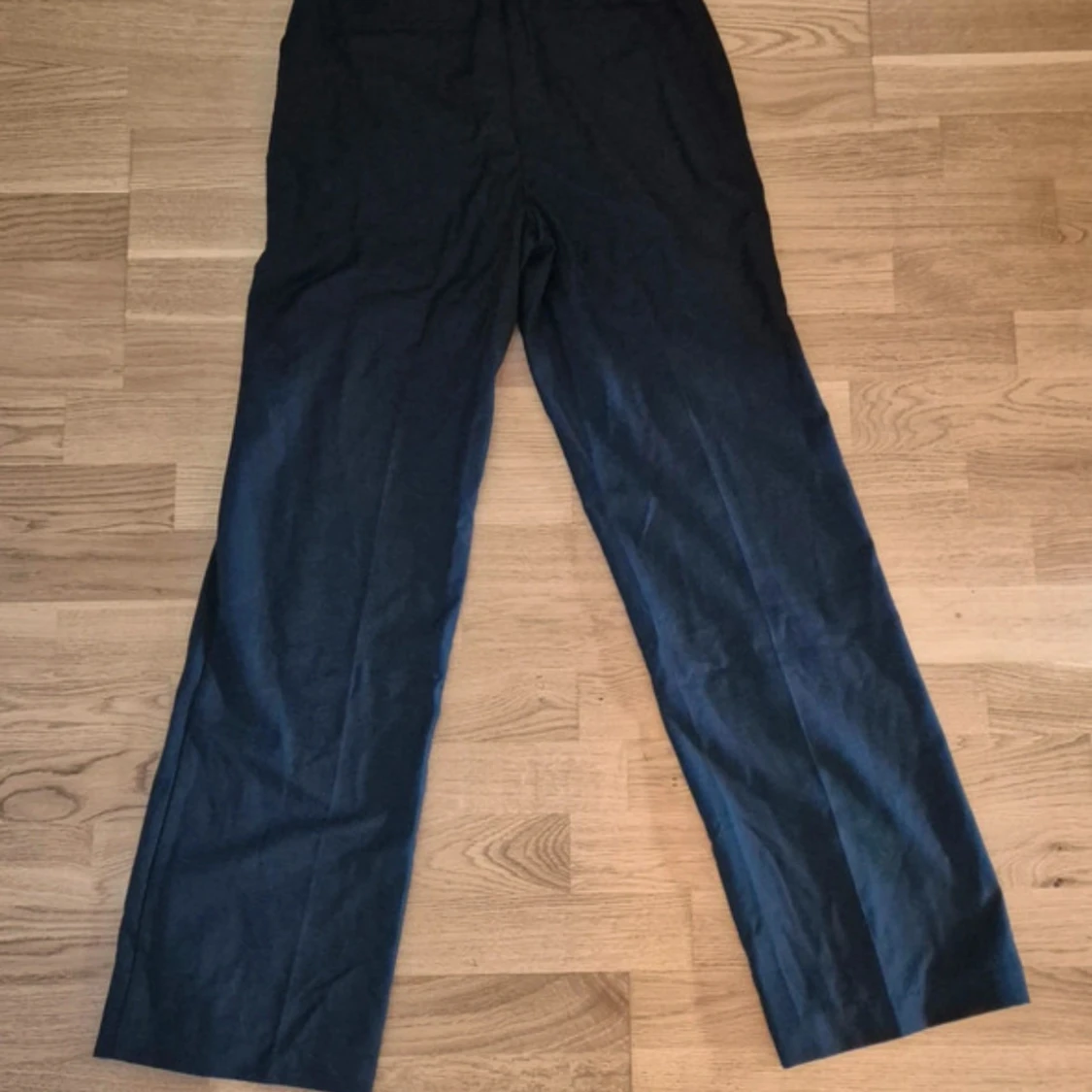 Svarta kostymbyxor Misslisibell x NA-KD - 1