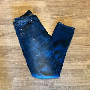 Jack n jones jeans  - Feta slitningar inte för mycke o inte för lite | W32 L32 | Slim Glenn
