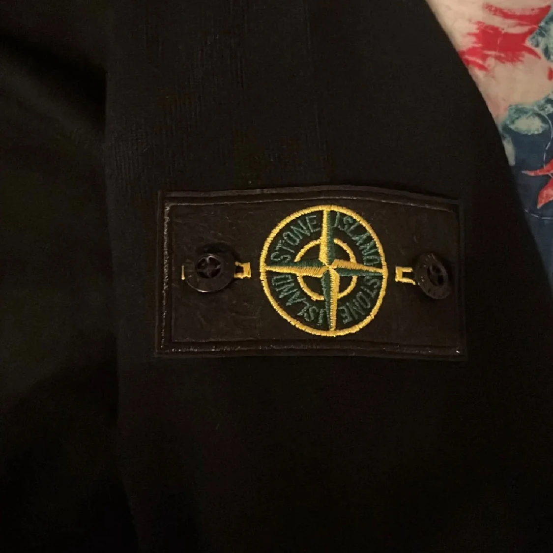 Svart stickad tröja från Stone Island - 2