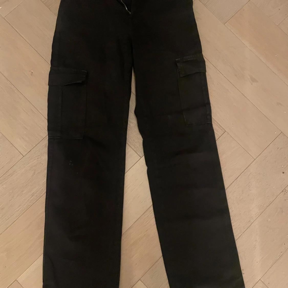 Svarta cargobyxor från STR, stl 36 - 3