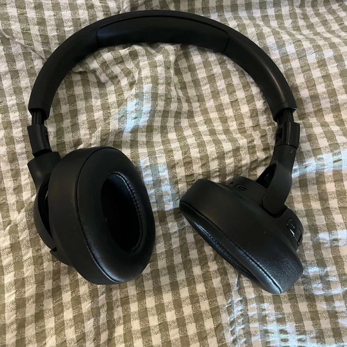 JBL Tune 720BT  - 2