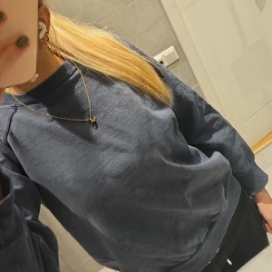 Sweatshirt - Mysig tröja till vinter i bra skick 🫶🫶