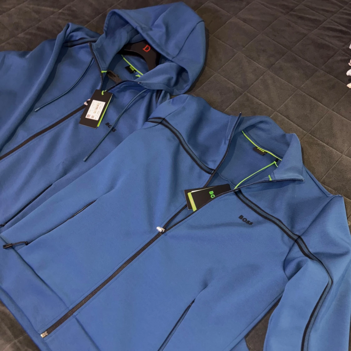 Blå zipjacka från BOSS med huva - 1