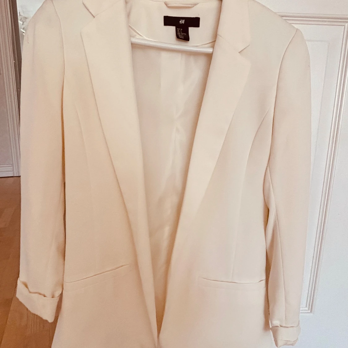 Vit kavaj från H&M, storlek 36