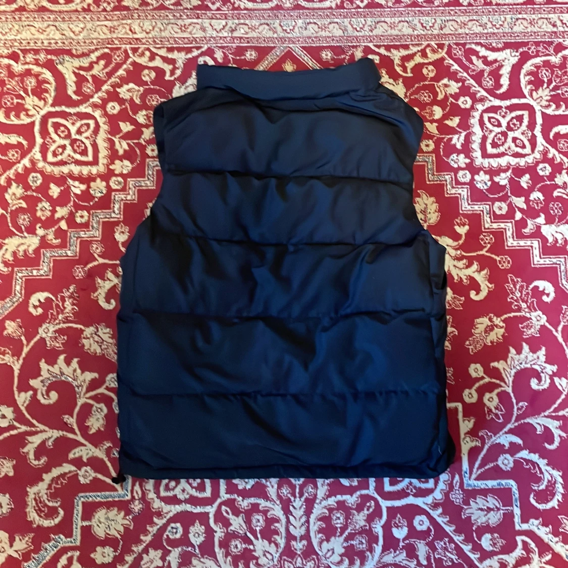 Svart dunväst från Zara - 1