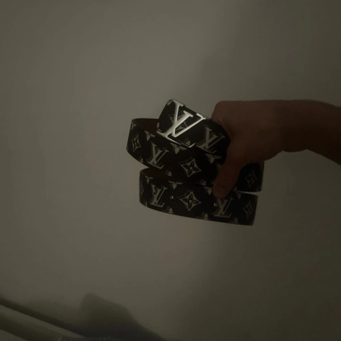 Exlusivt bälte från välkänt märke  - 1