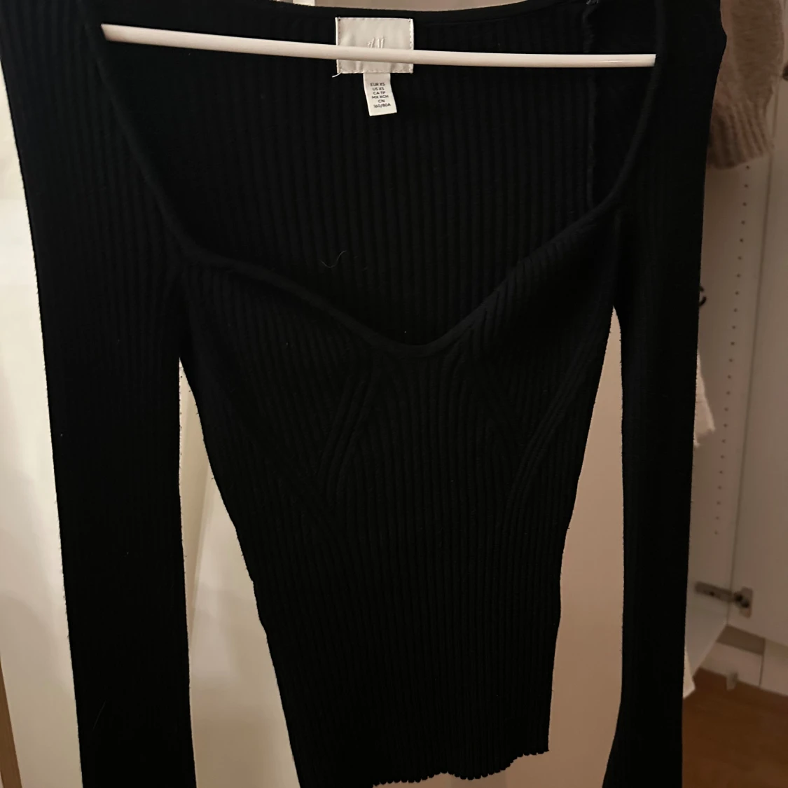 Svart ribbad långärmad topp H&M - 2