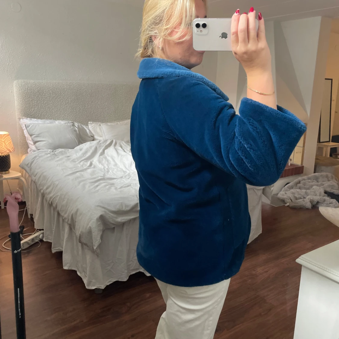 Blå pälsjacka  - 1