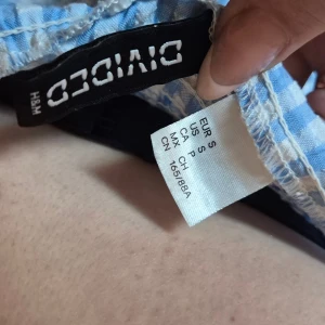 Sommarklänning - Aldrig använt, H&M 2020, ger bra pushup