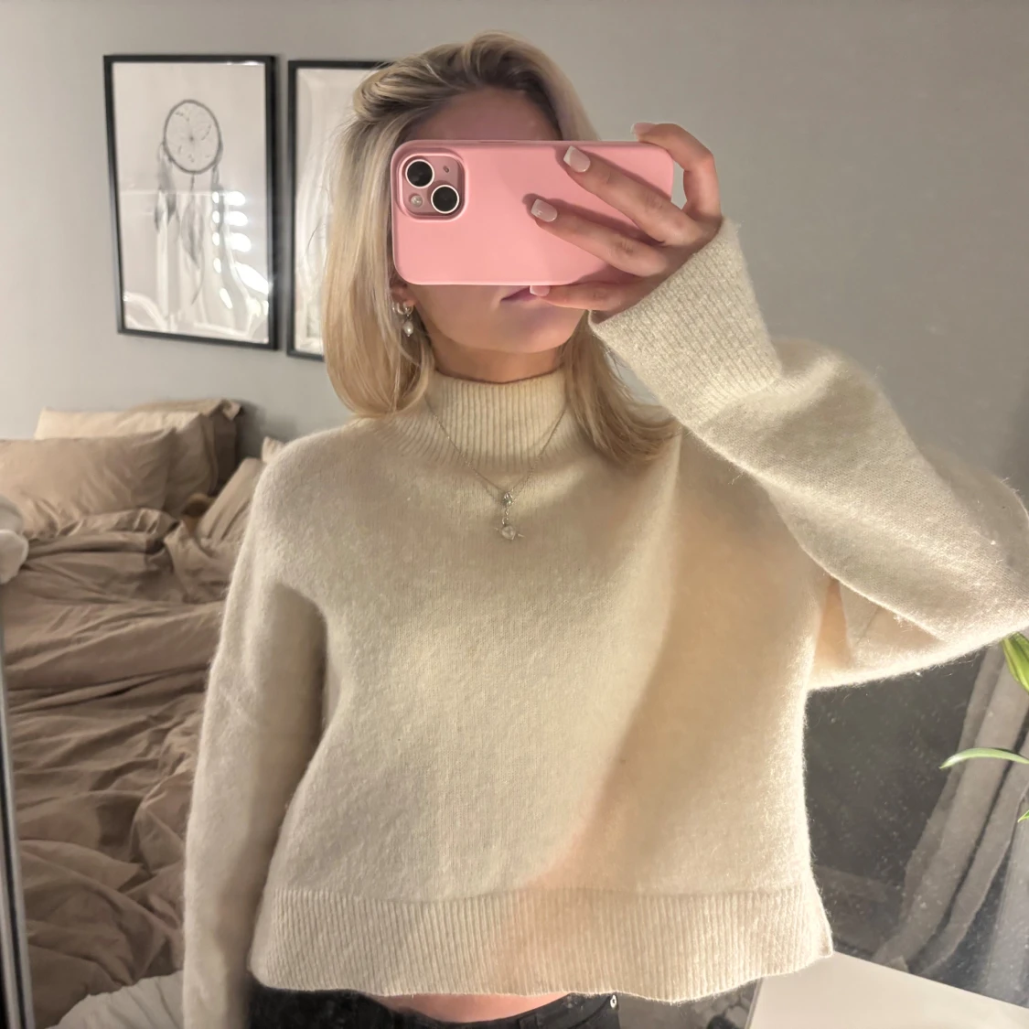 Beige stickad polotröja - 1