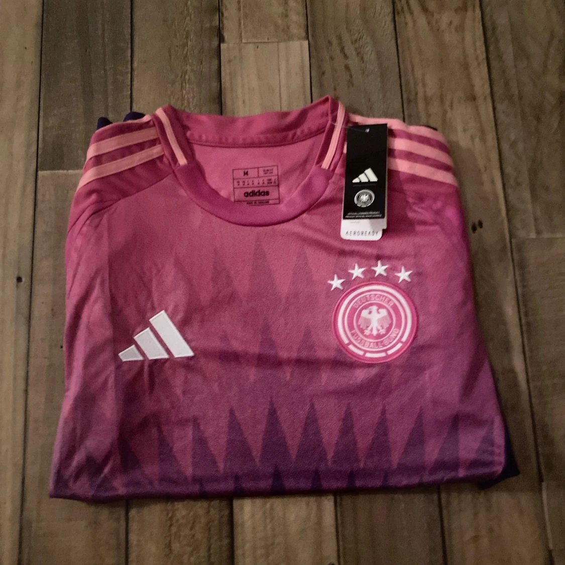 Tysklands rosa fotbollströja Adidas M
