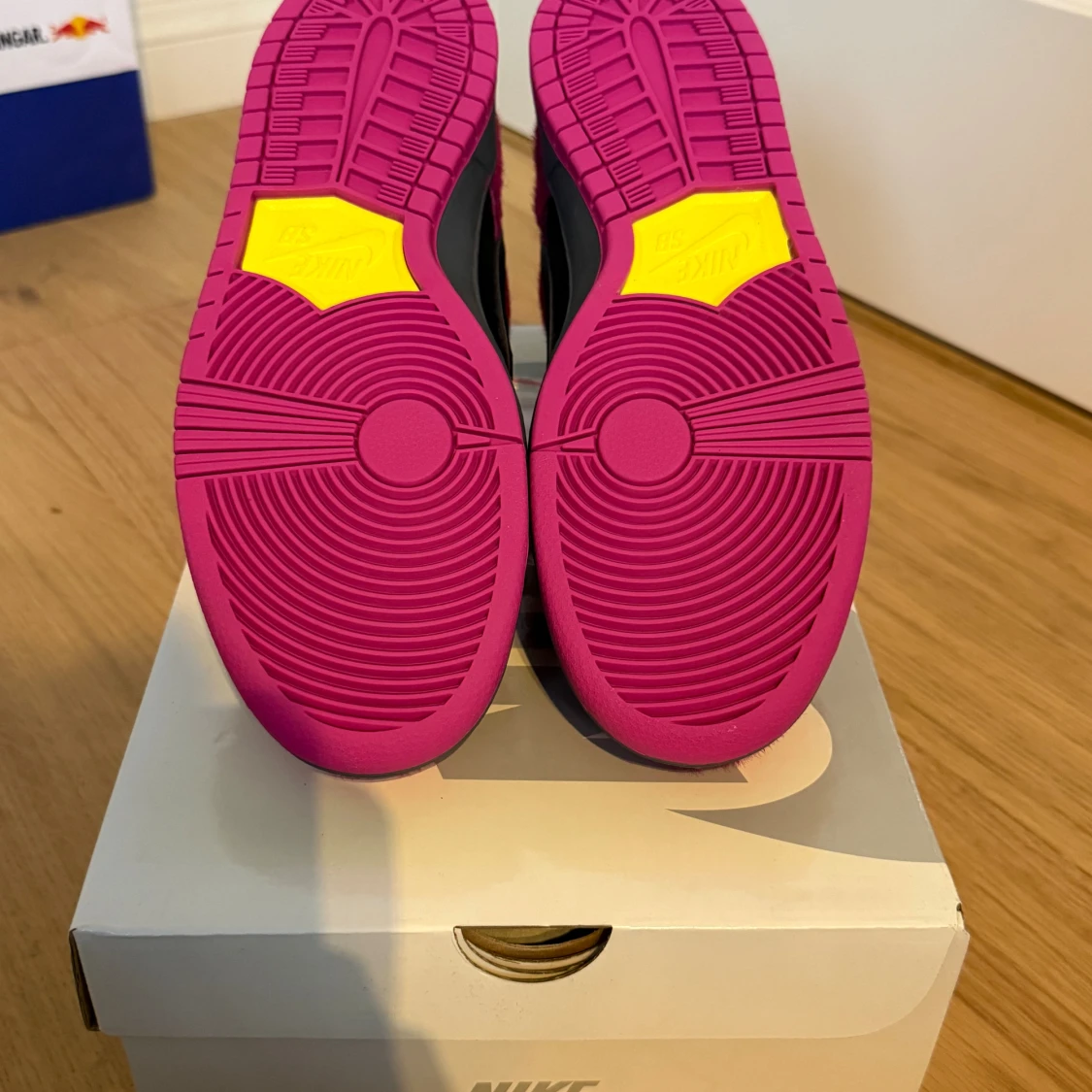 nike sb dunk high run the jewels - 3