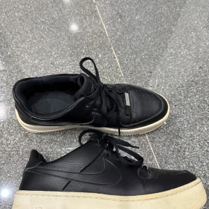 nike air force - fina nike air force skor från zalando strl 41 använda några gånger 