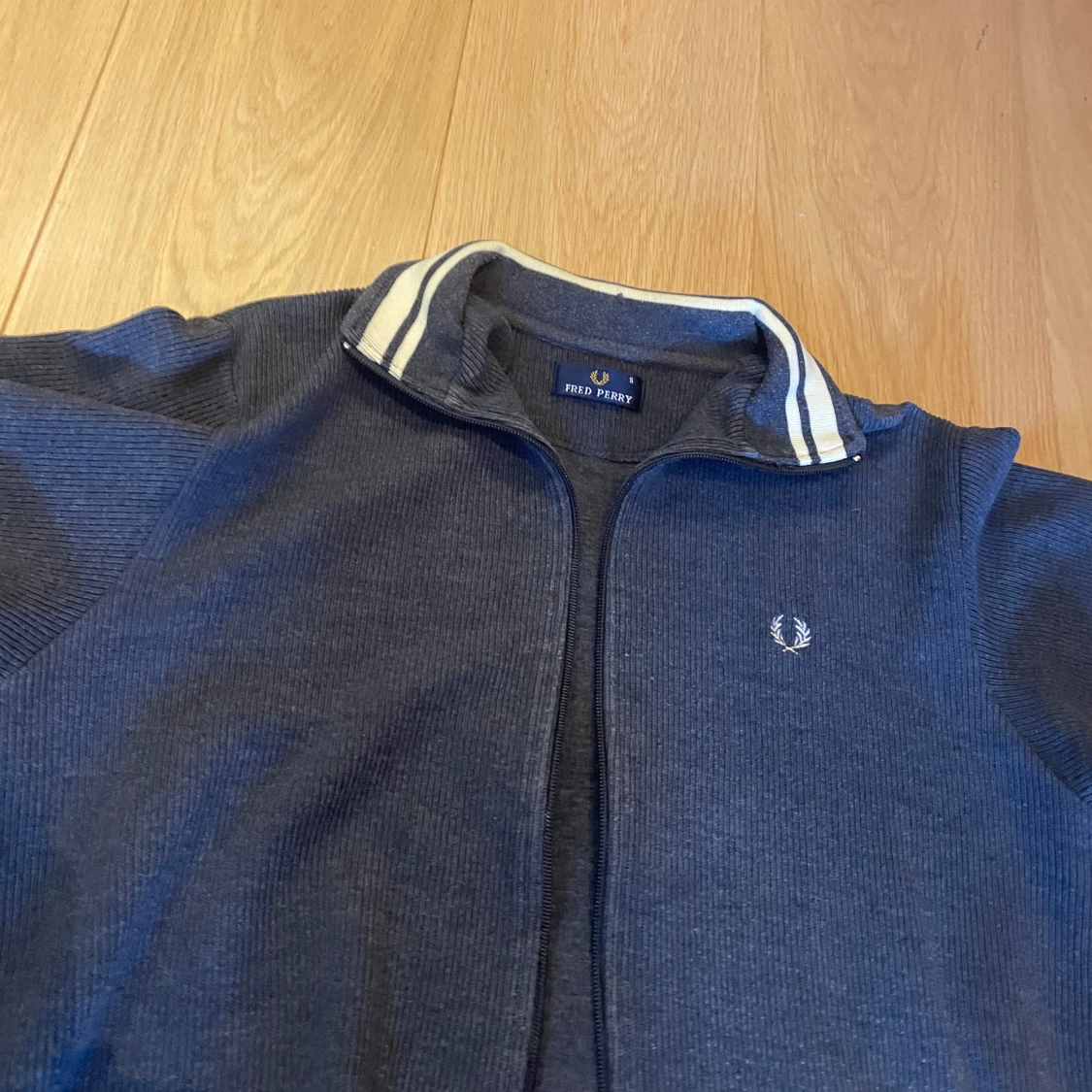 Fred perry zipup - 2