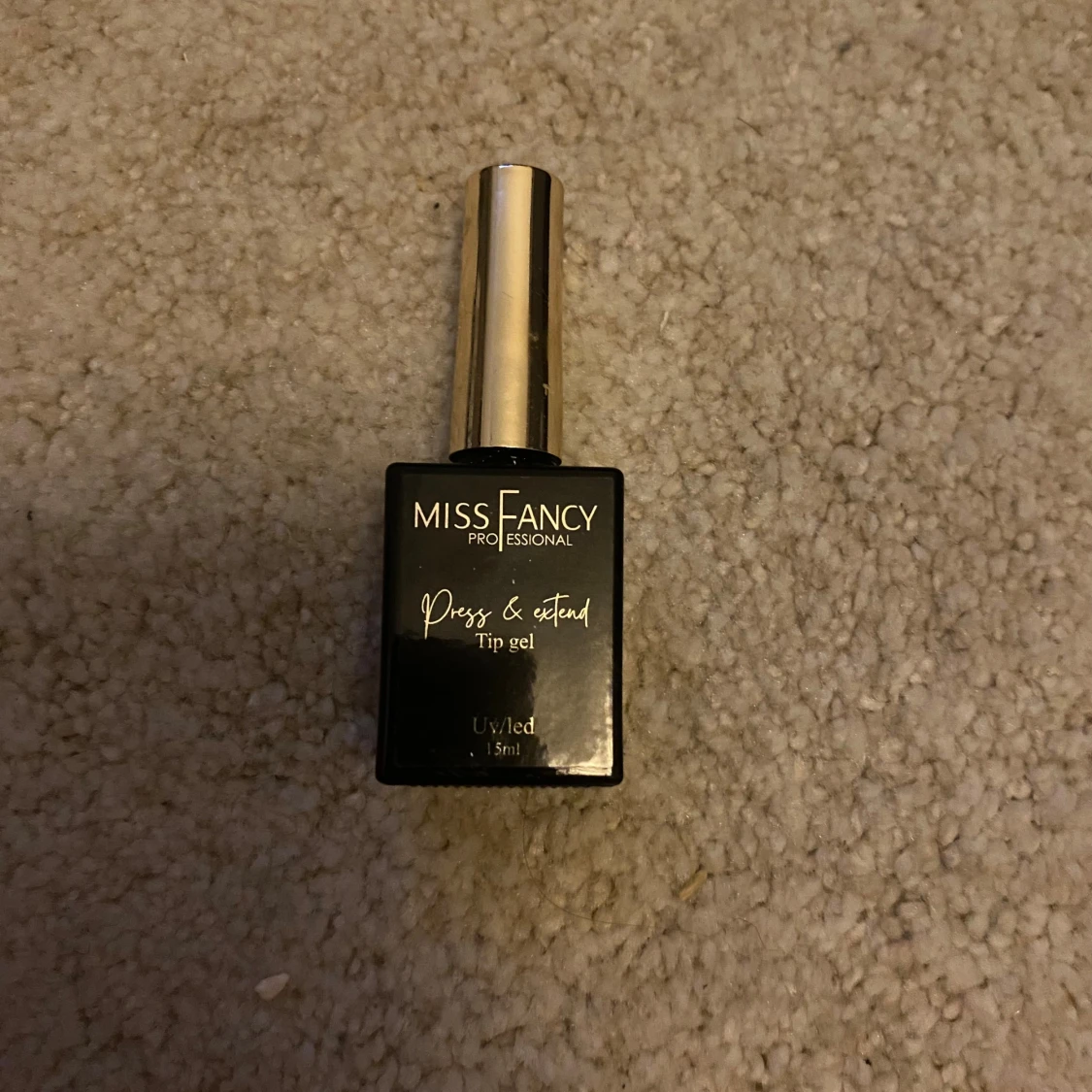 Press & extend tip gel