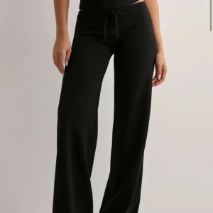 Nelly byxor - Storlek xxs nytt skick