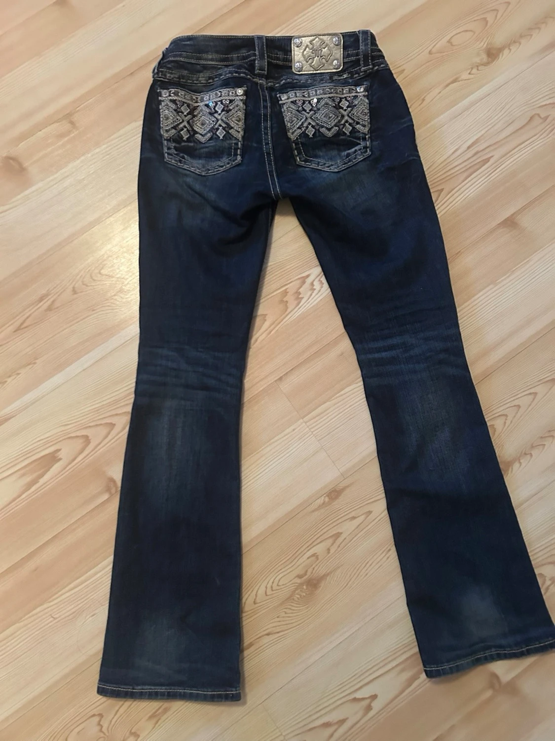 Miss Me bootcut jeans med broderi - 1