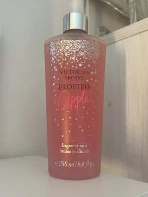 Body mist - Helt ny body mist från Victoria secret i doften frosted apple