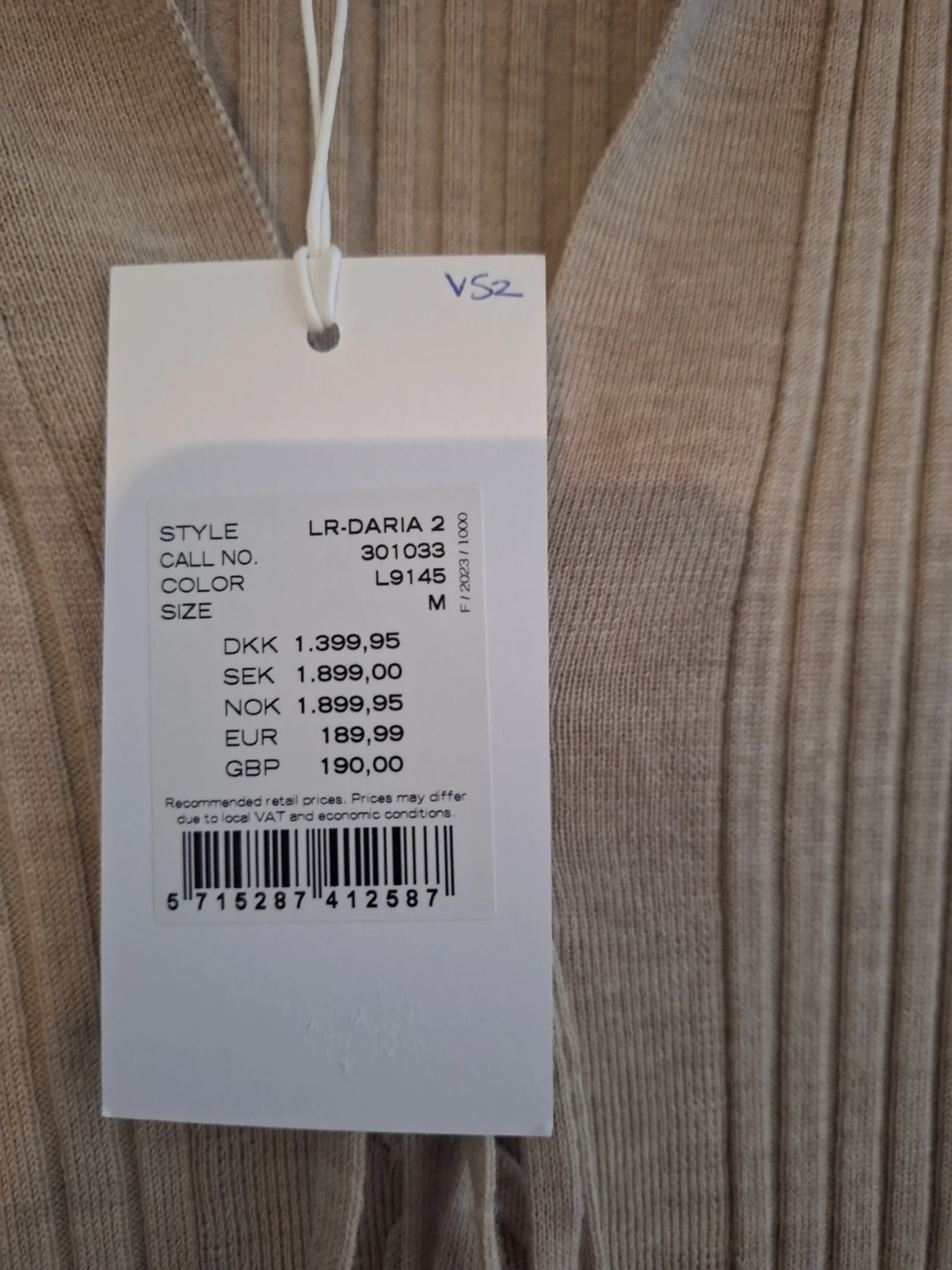 Ny Beige ribbad långklänning Levate Room i merinoull strl M.  - 4