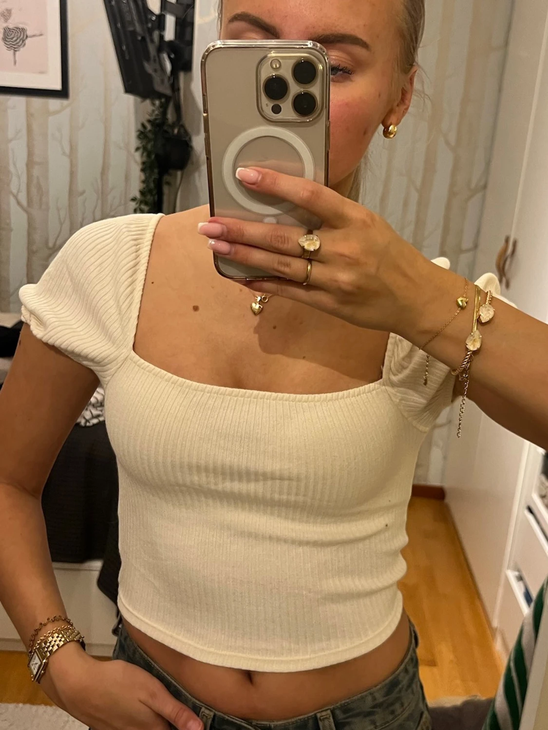 Vit ribbad croppad topp med puffärm - 1