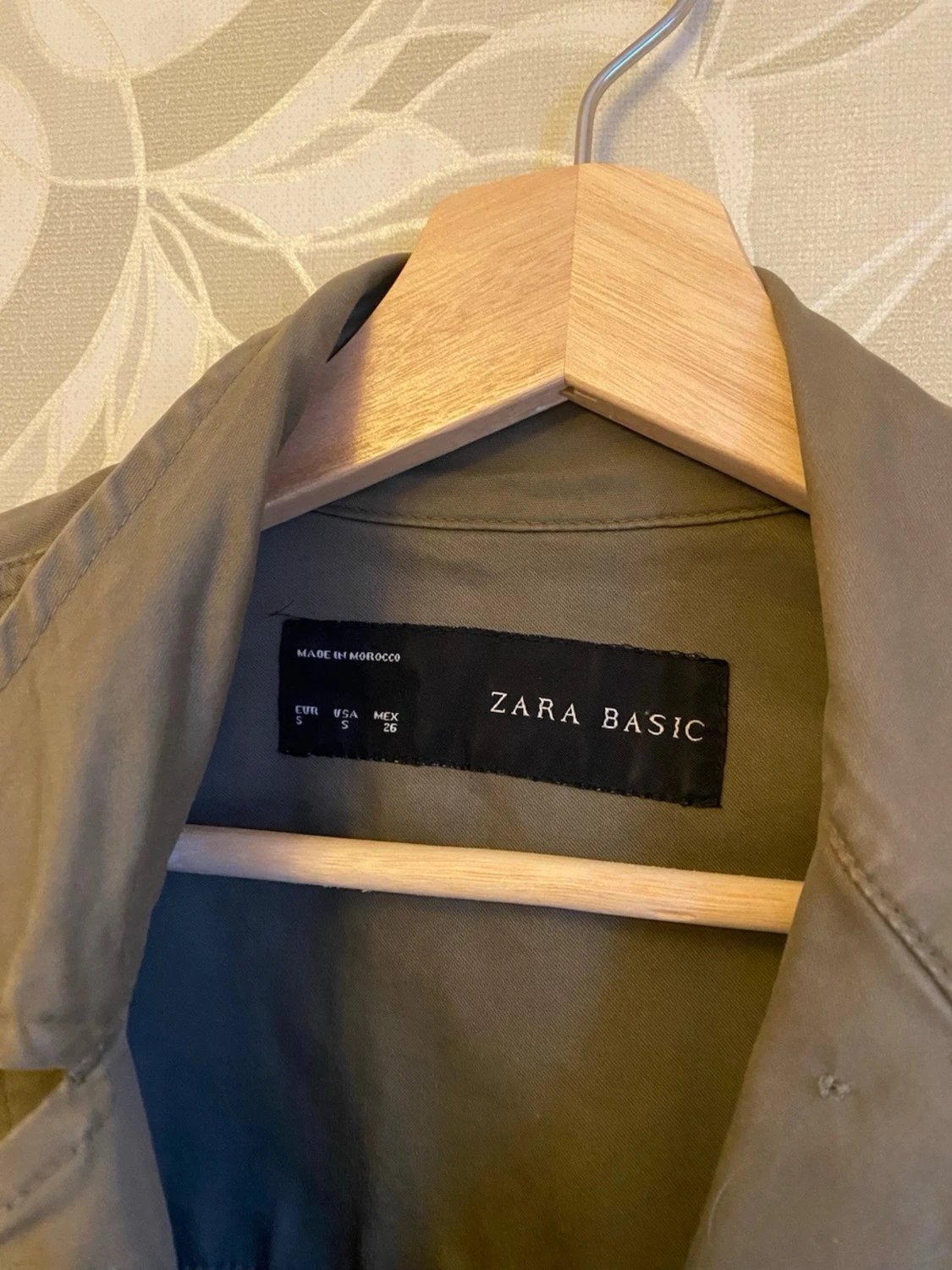 Olivgrön parkajacka från Zara Basic - 4