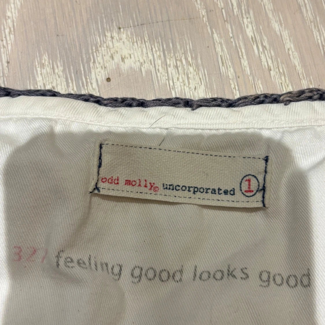 Vit blus med broderi från Odd Molly - 3