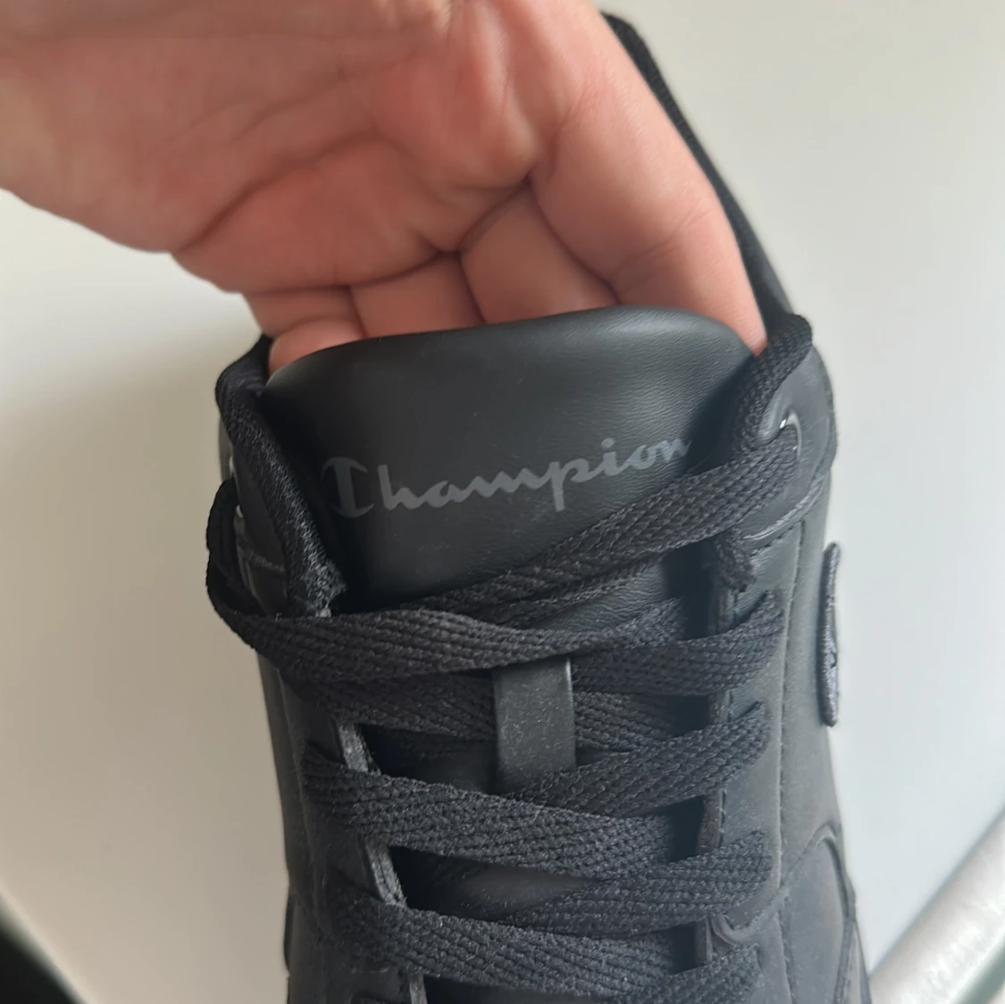 Svarta sneakers från Champion - 3