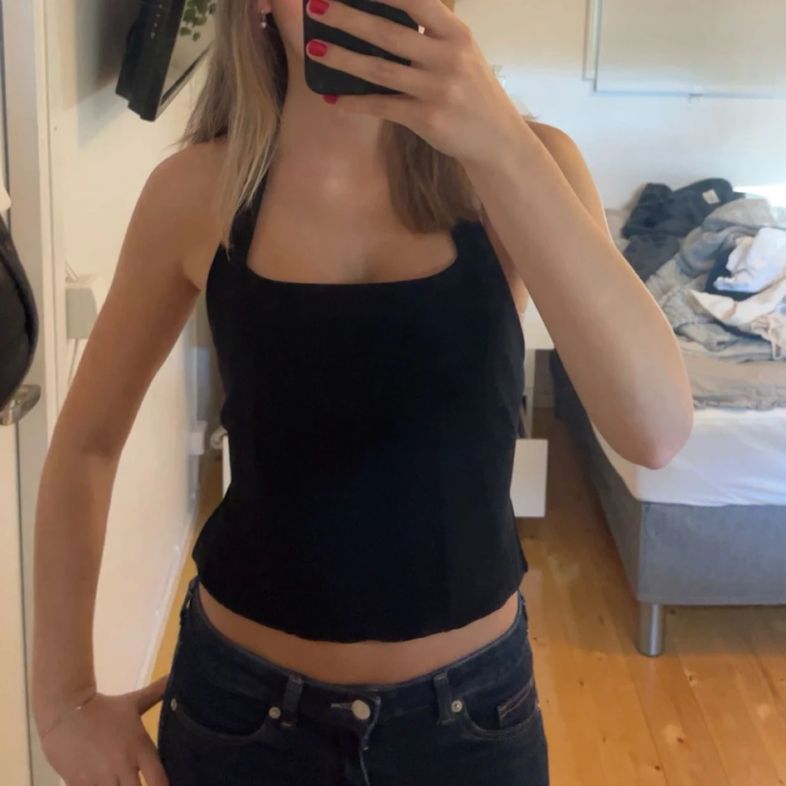 Halterneck topp från Gina