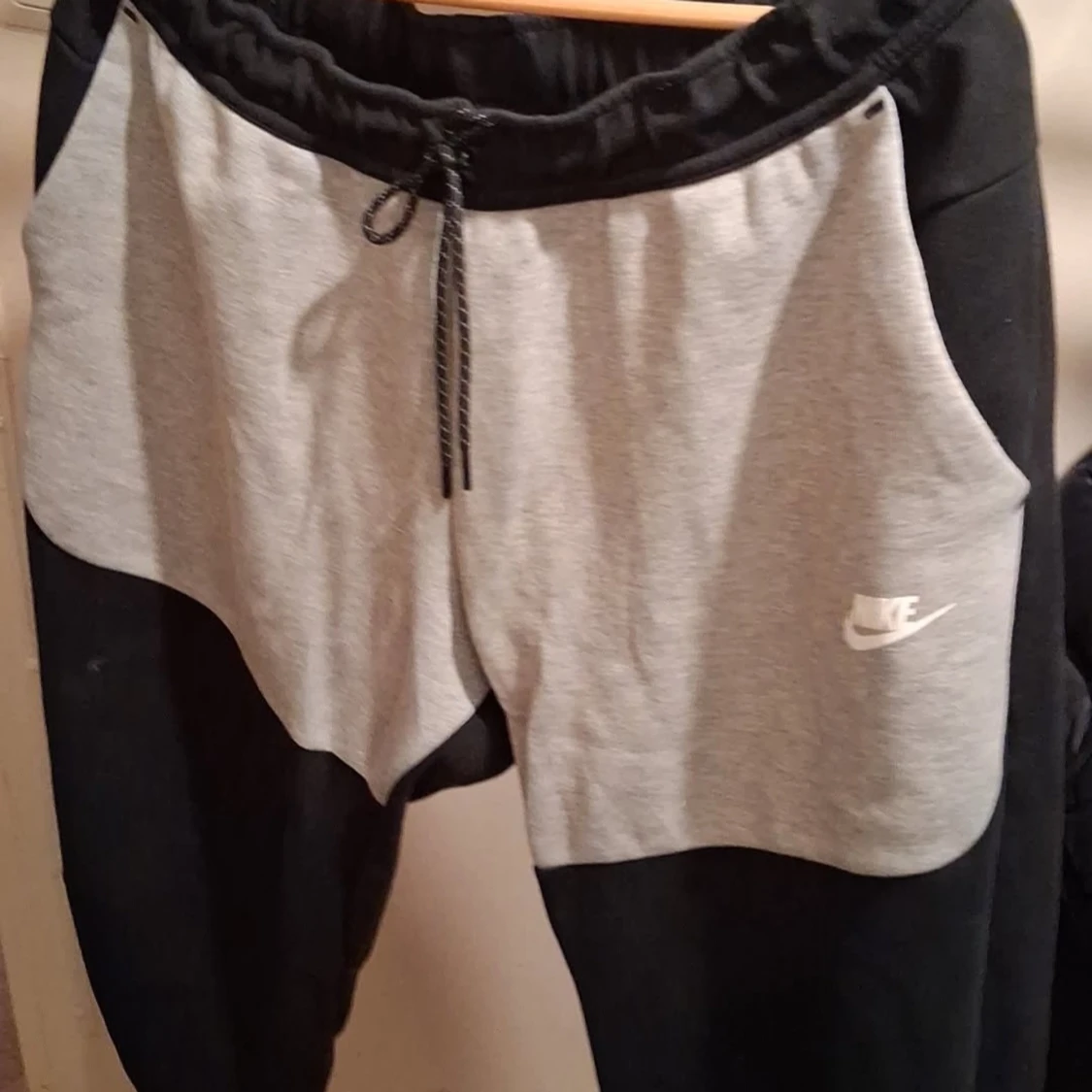 Nike hoodie svart/grå XL - 1