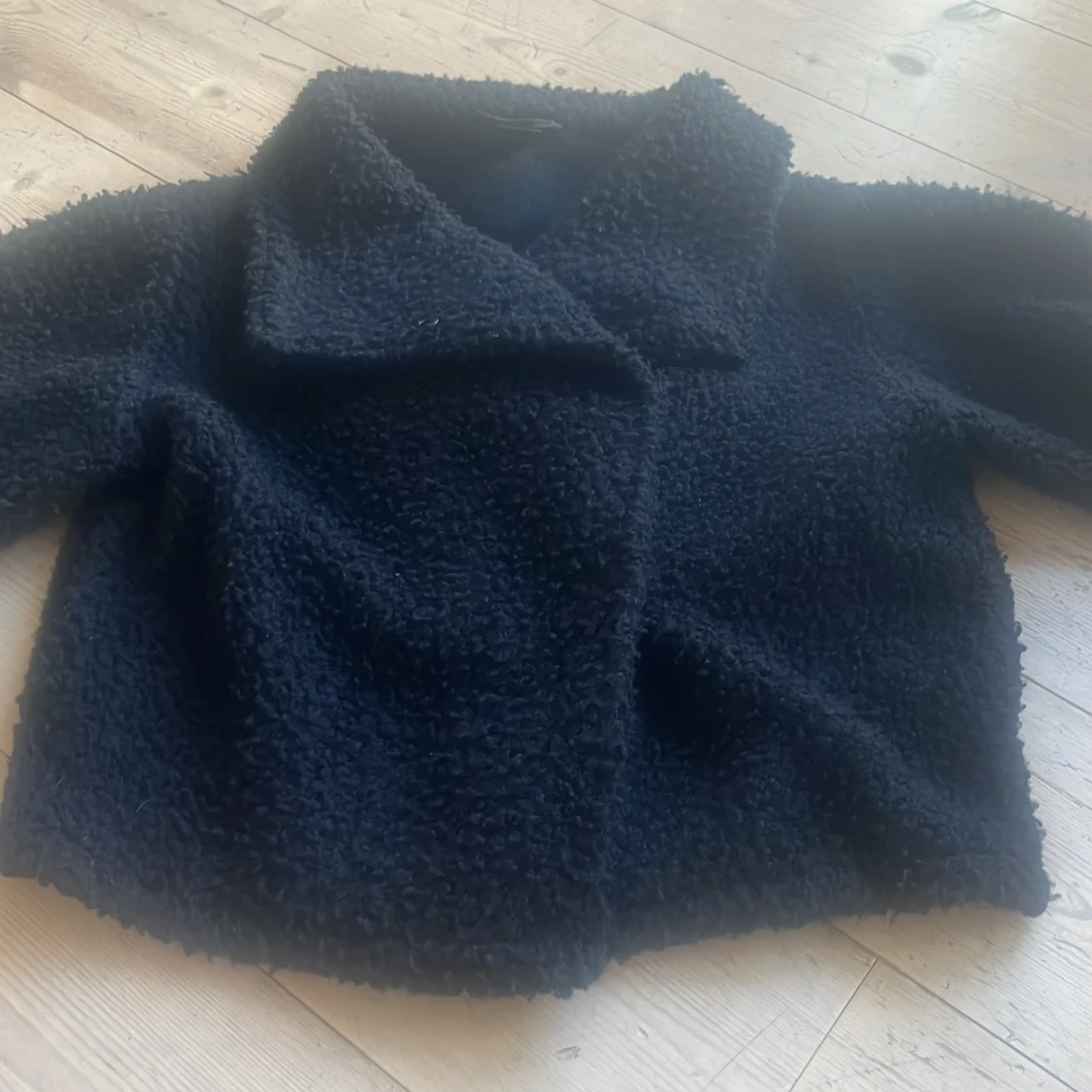 Fluffjacka Gina Tricot INTRESSEKOLL - 90