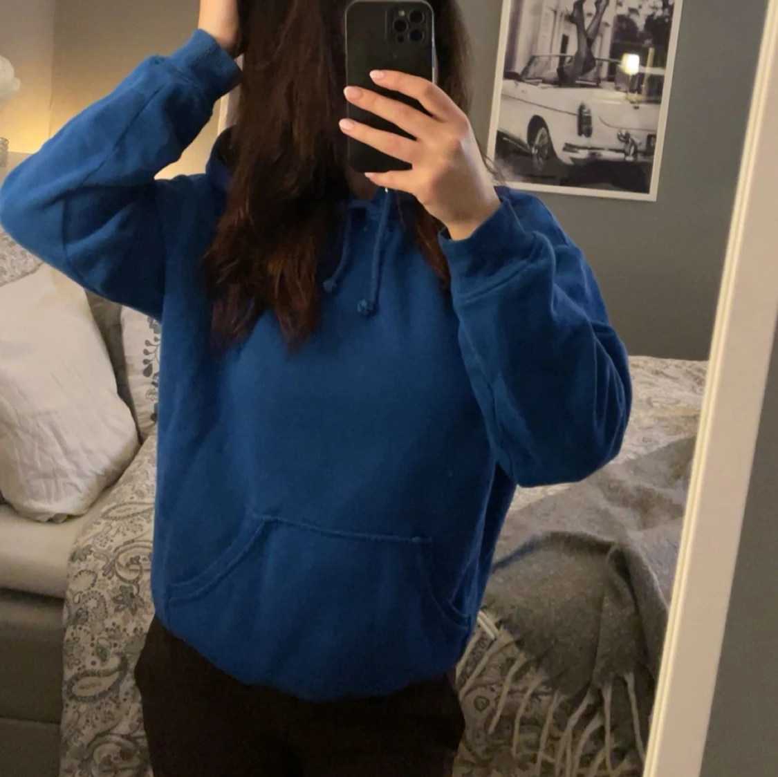 Blå hoodie från bikbok