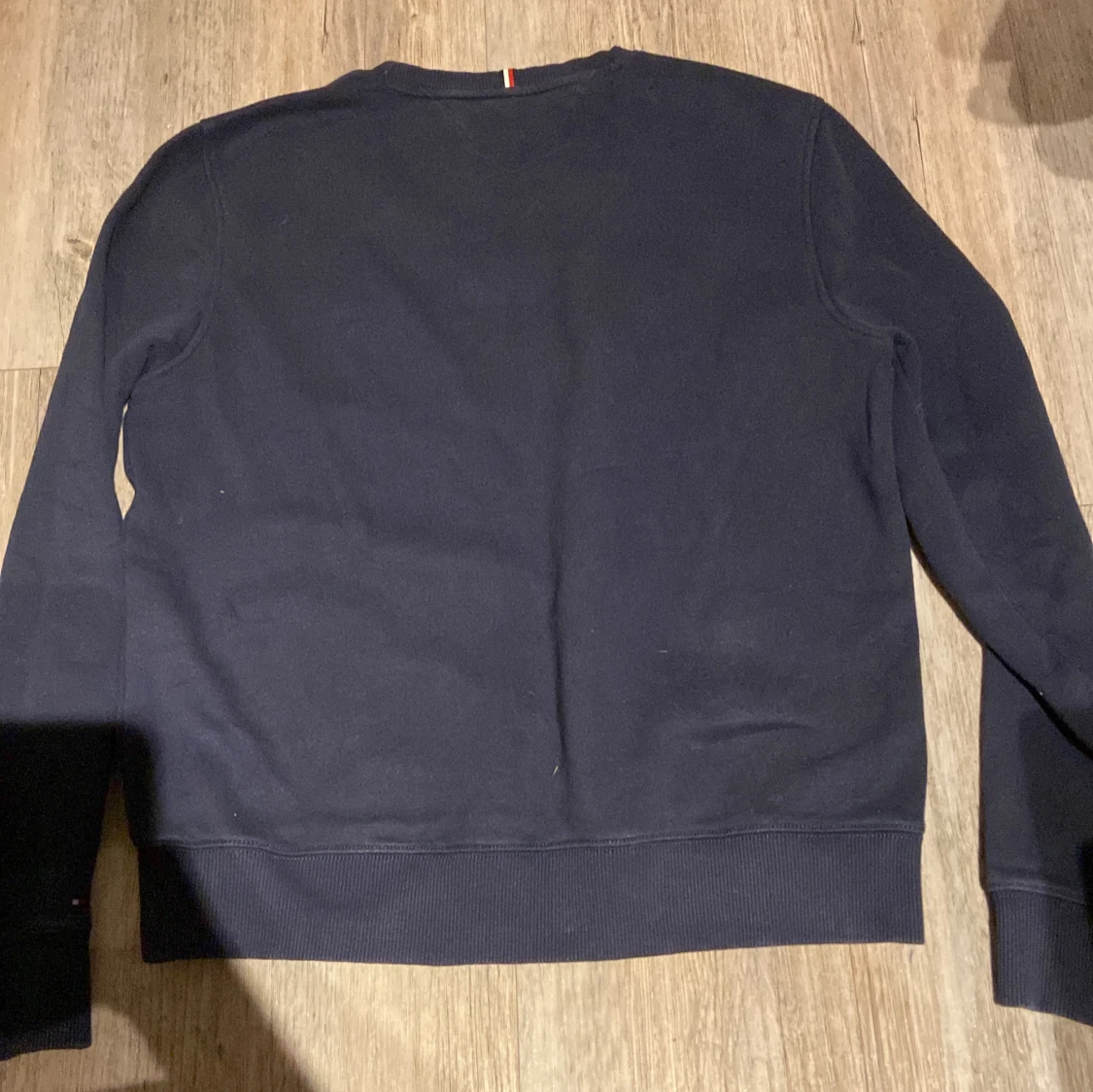 Mörkblå sweatshirt från Tommy Hilfiger - 2
