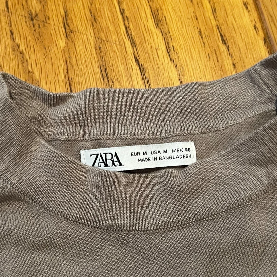 Brun långärmad tröja från Zara - 1