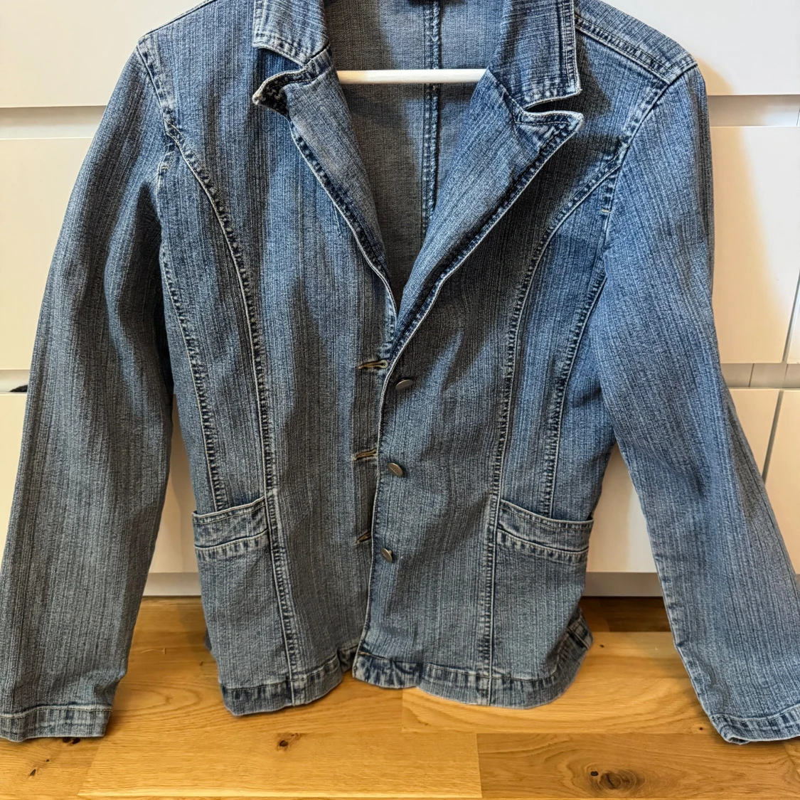 Jeanskavaj från Intown, storlek 36