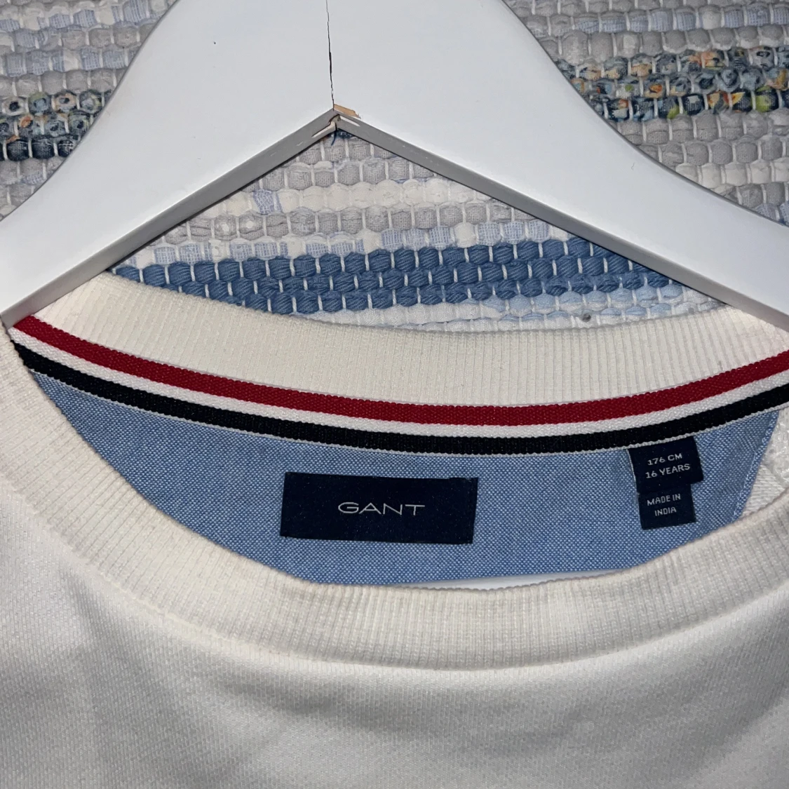 Vit sweatshirt från GANT - 2