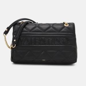 Handväska valentino  - Snygg valentino axelremsväska från Zalando. Använt vid ett fåtal tillfällen så är i topp skick! Nypris: 1400kr