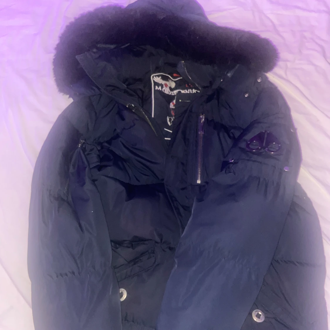 Mörkblå dunjacka Moose Knuckles M