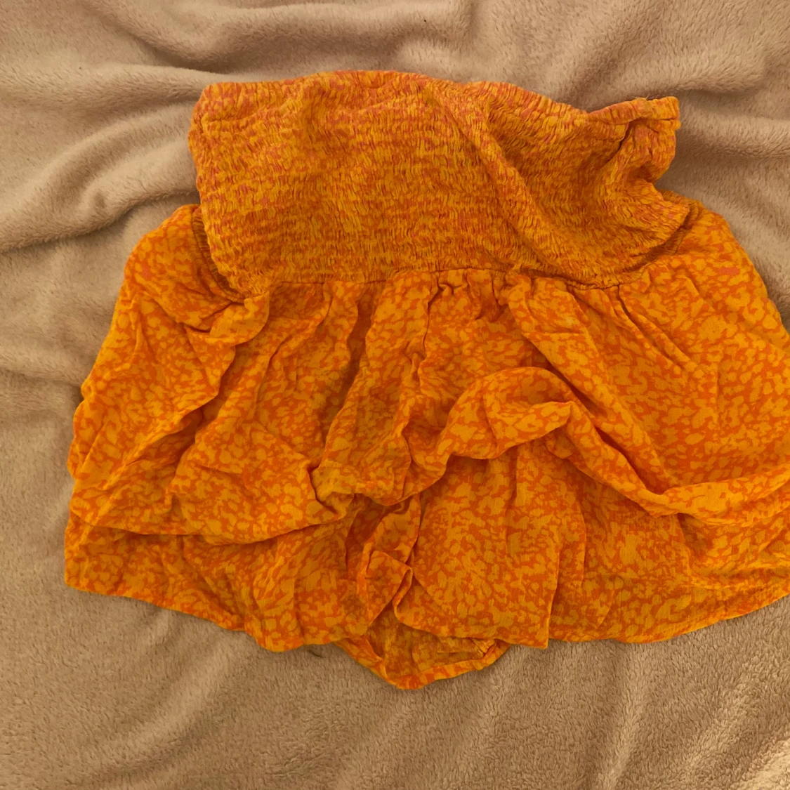 Orange volang kjol från Vero Moda - 1