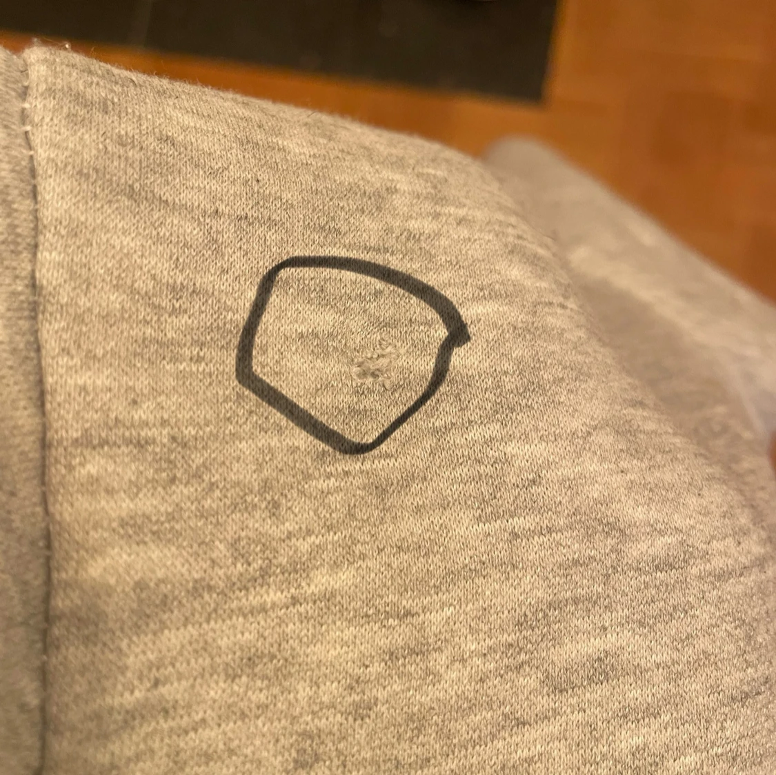 Grå Essentials Fear of God hoodie  - 4
