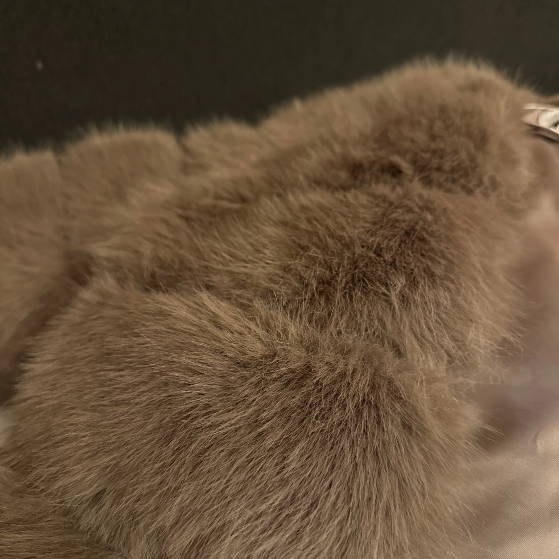 Brun fluffig pälsjacka - 2