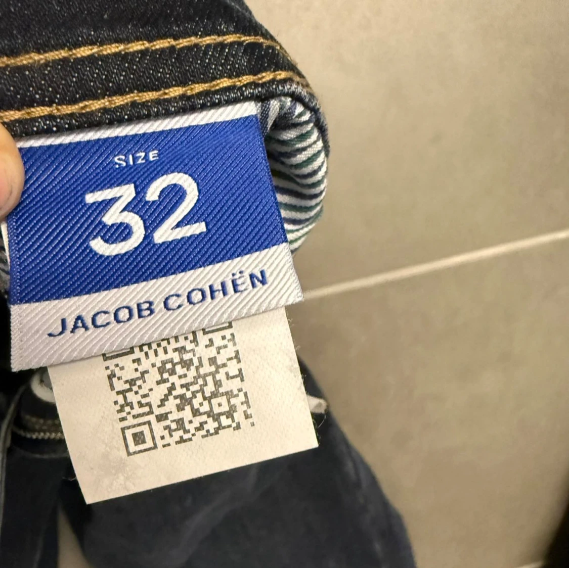 Jacob Cohën mörkblå jeans, stl 32 - 3