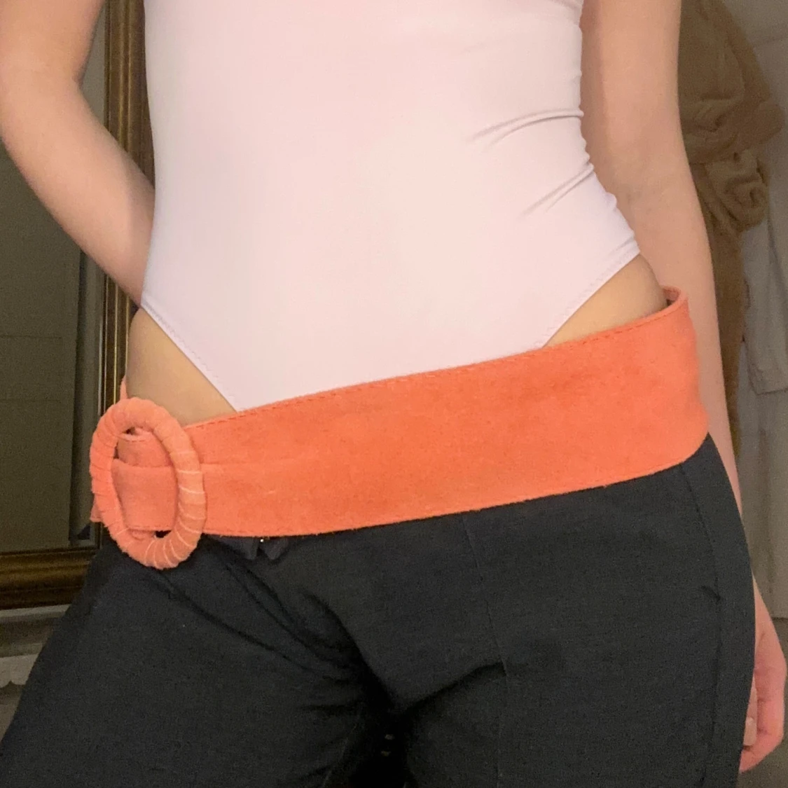 Vintage brett skärp i äkta skinn - 1