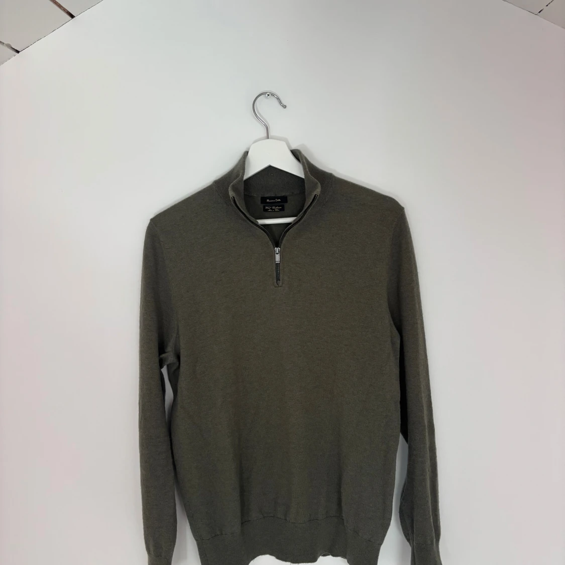 Olivgrön halvzip tröja Massimo Dutti