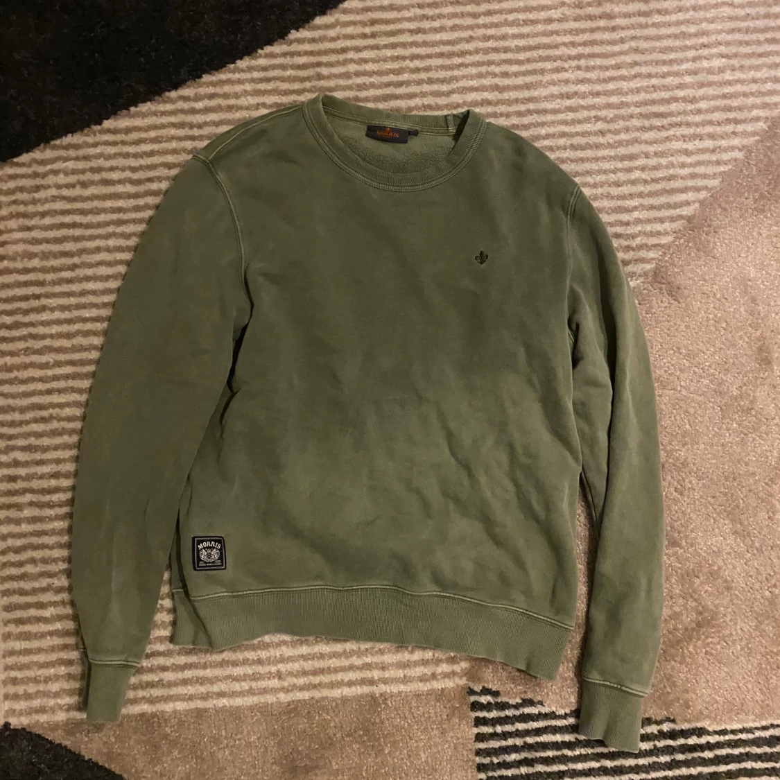 Olivgrön sweatshirt från Morris - 1