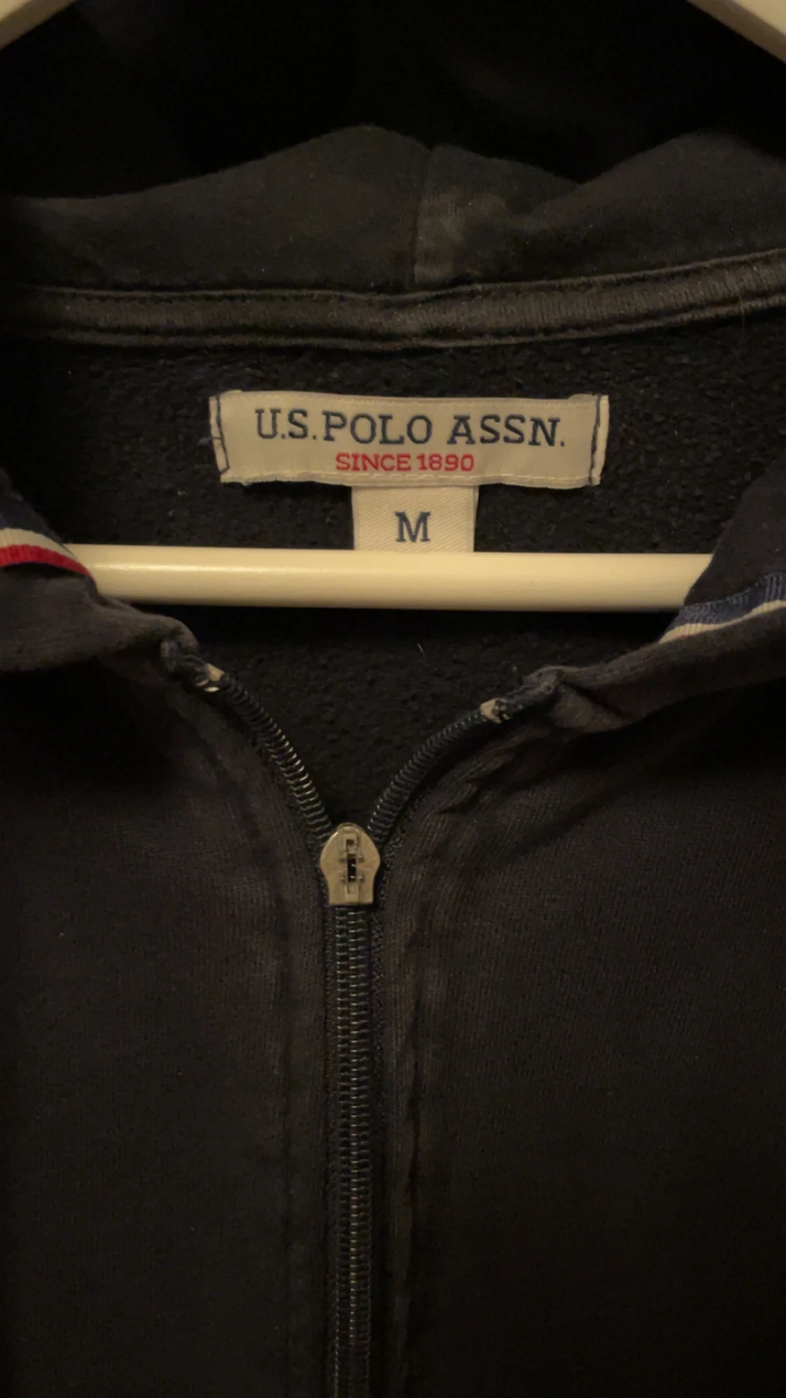 Mörkblå hoodie - 2