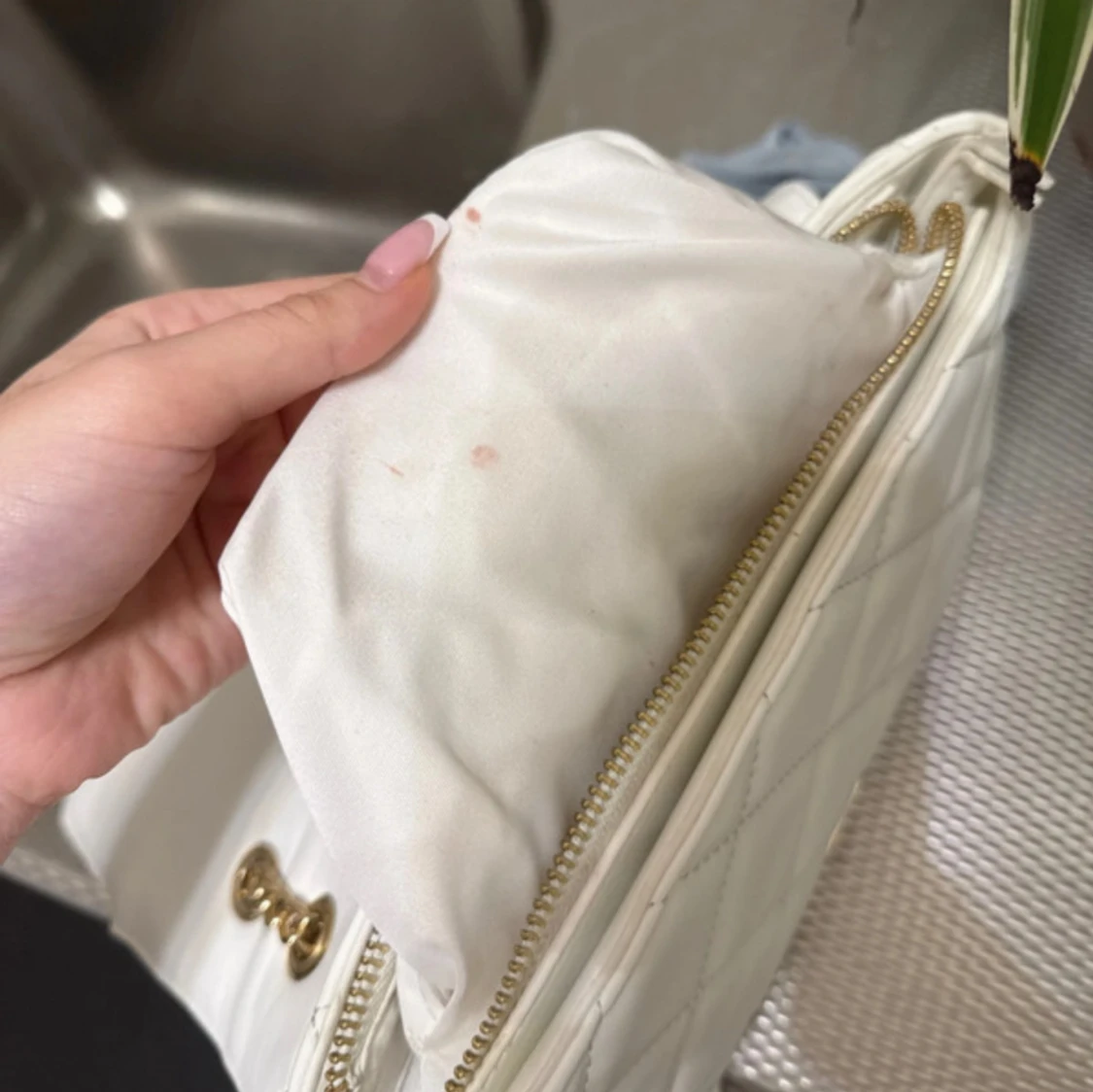 Valentino Väska - 3