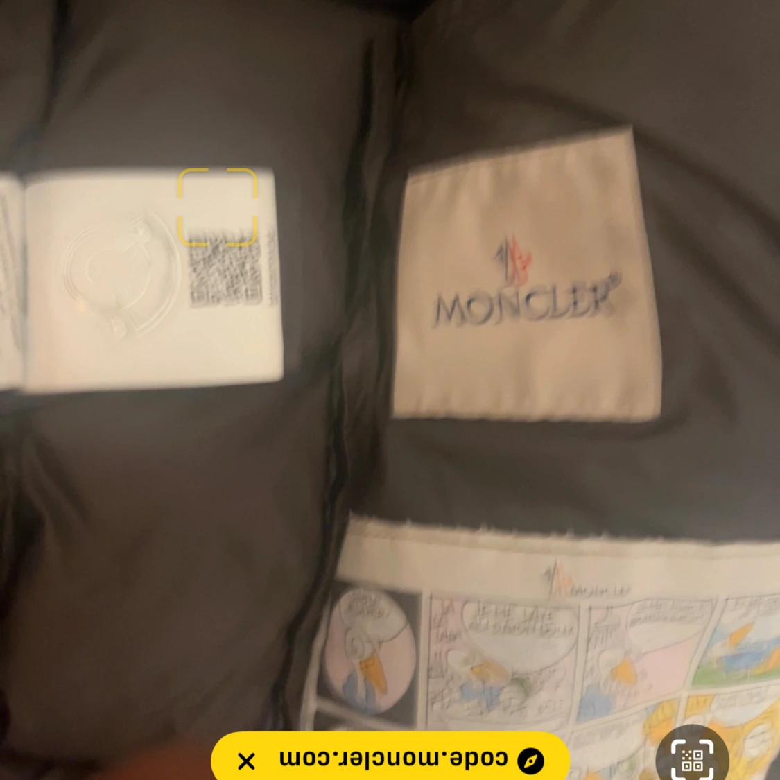 Svart dunväst från Moncler med huva - 3